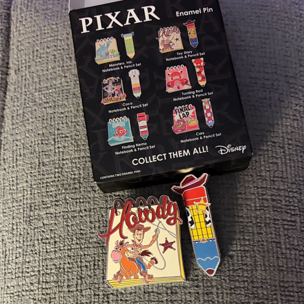Disney Pixar Woody and Buzz Enamel Pin Set box lunch